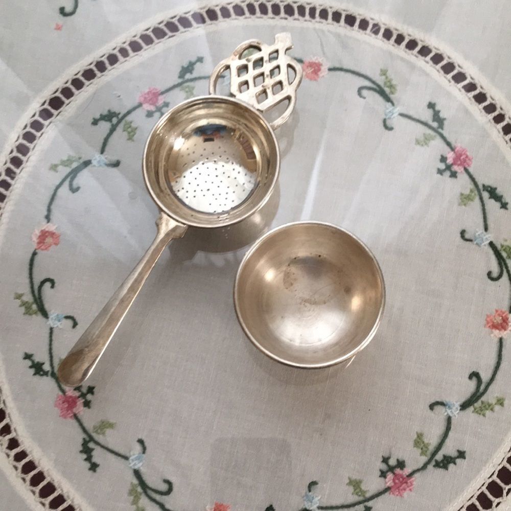 Bulk tea pour over. Silver plated. Made in India.